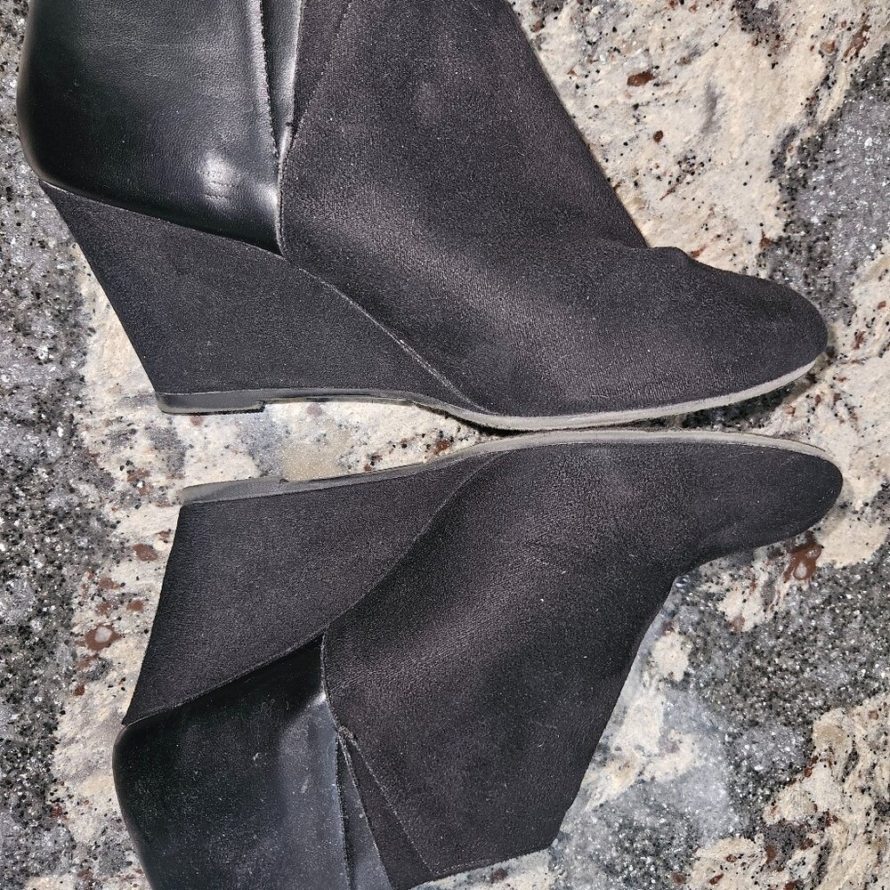 Black ankle wedge boots
